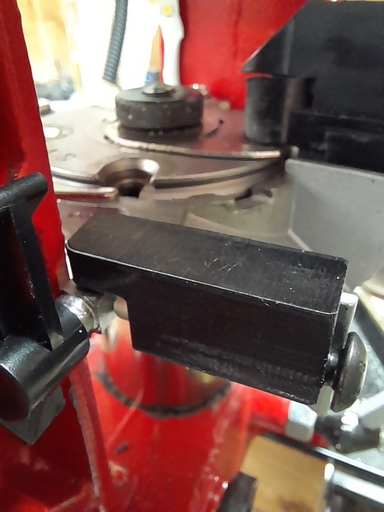 LEE Loadmaster Index Assist