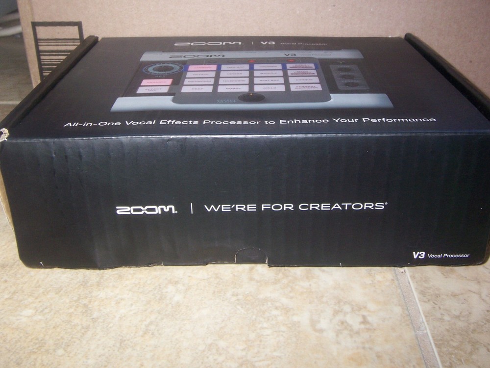 NEW Zoom V3 Vocal Processor USB Audio Interface 16 Voice Effect 3-Part Harmonies