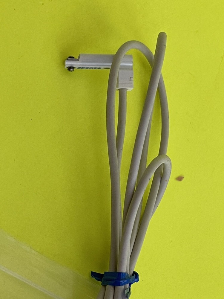 Koganei ZE202A Sensor Switch - Used