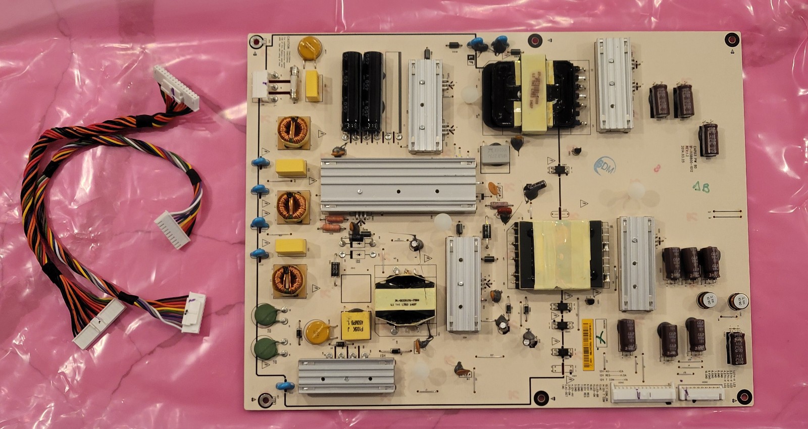 Vizio / Power Supply Board / E600i-B3 / 09-60CAP030-00 / Free Shipping