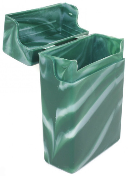 1 Green Crush-Proof Plastic Flip Top Hinged Lid Cigarette Case Regular - 3202