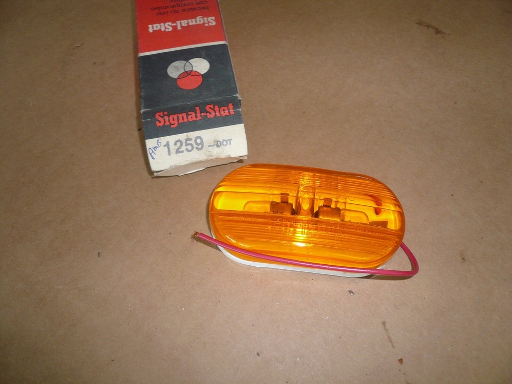 Clearance Marker Light Signal-Stat Series 2"x4" Yellow Rectangular Bracket Mount