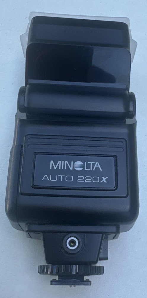 Minolta Auto Flash 220x Shoe Mount Flash TESTED