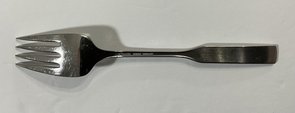 Lot 11 Oneida Stainless Flatware Antares