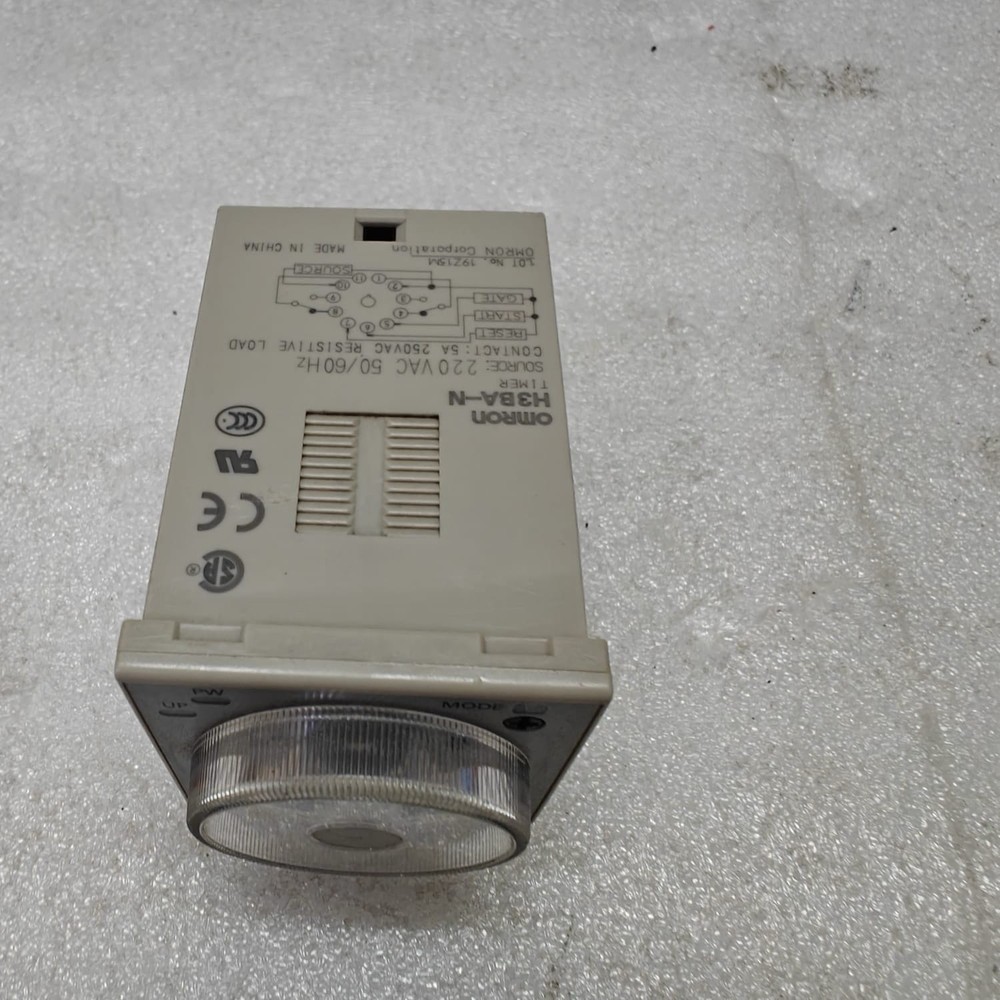 OMRON H3BA-N TIMER 220VAC 50/60Hz