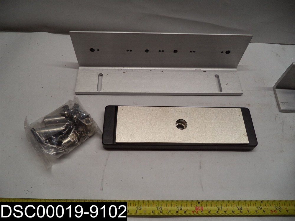 2011xTJ20 / 3000 LCxTJ20 DynaLock Electromagnetic Lock System