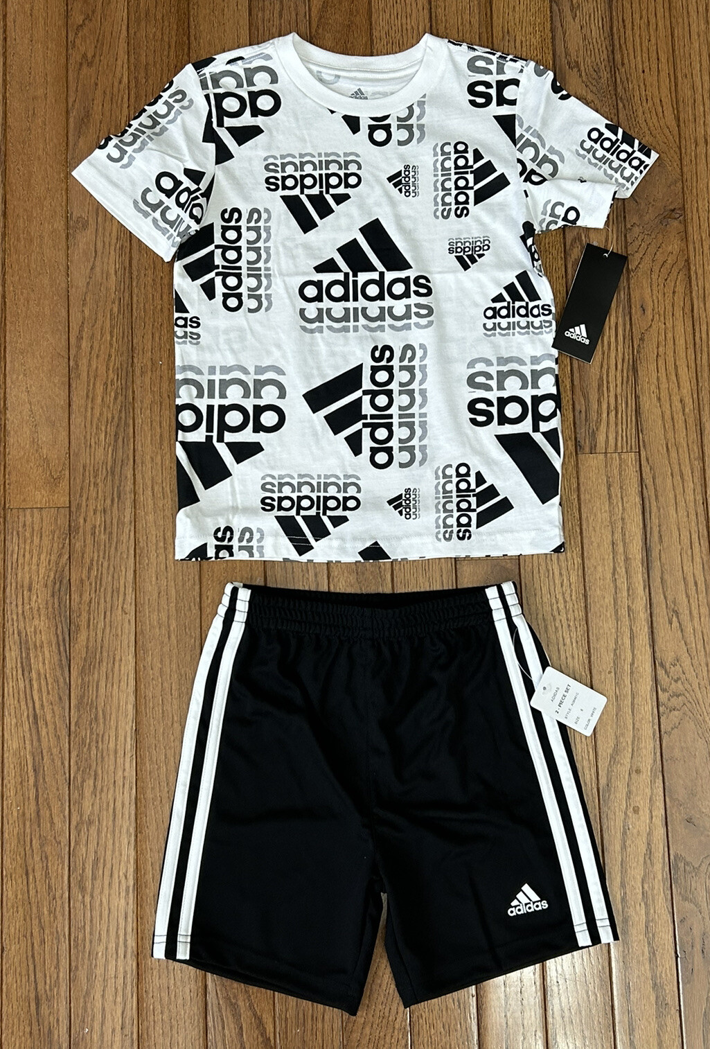 New Adidas Boy's Outfit T-Shirt Tee & Shorts big Logo Size 6 MSRP $38  (D23)