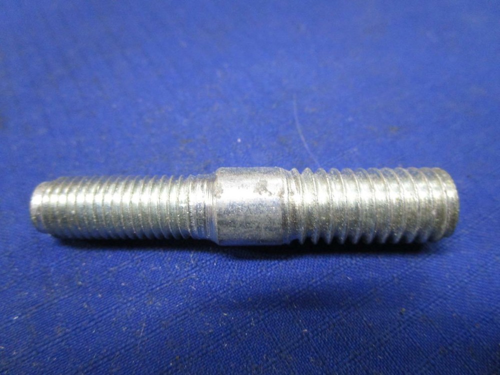 NOS Norton Commando, CYLINDER STUD - STEPPED  # 06-3824