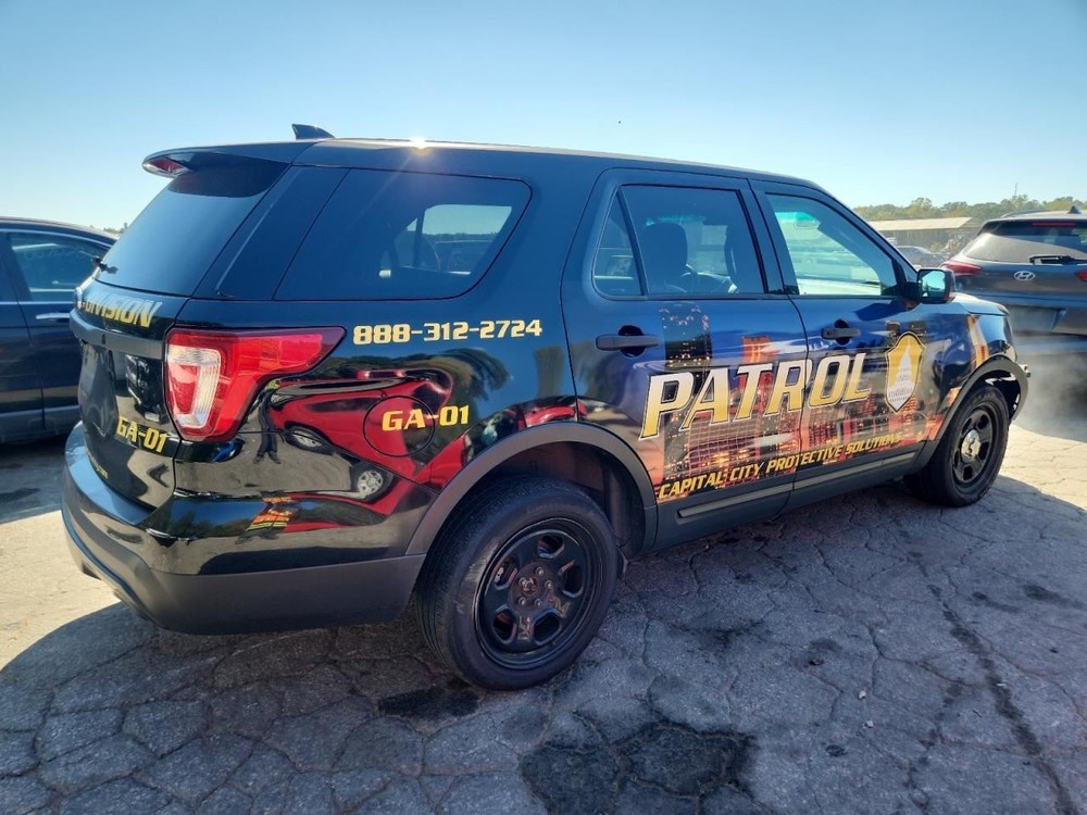 EXPLORER 2017 Glove Box 4942016