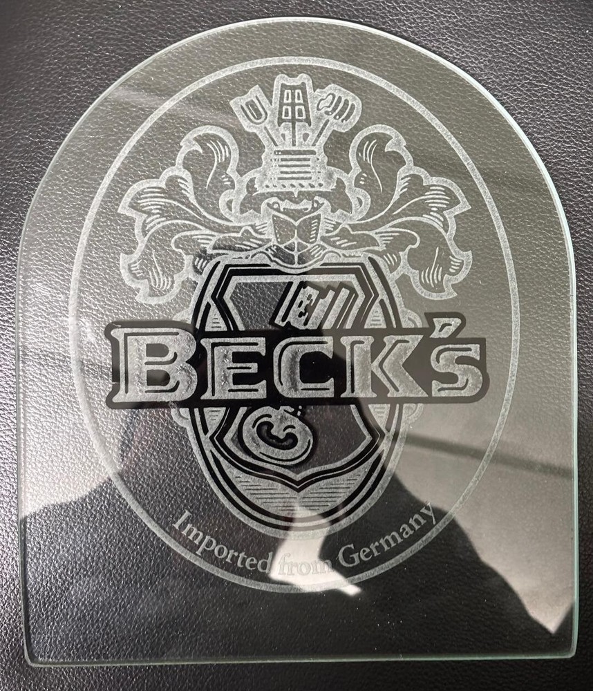 WOW!!! BECKS BEER - VINTAGE LIGHTED DIGITAL CLOCK