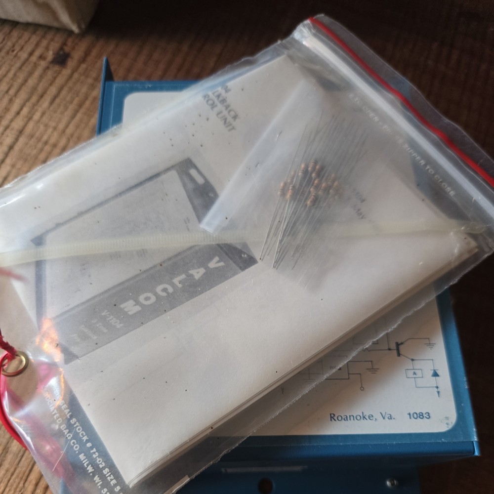 Valcom V-1104 3 zone Talkback page