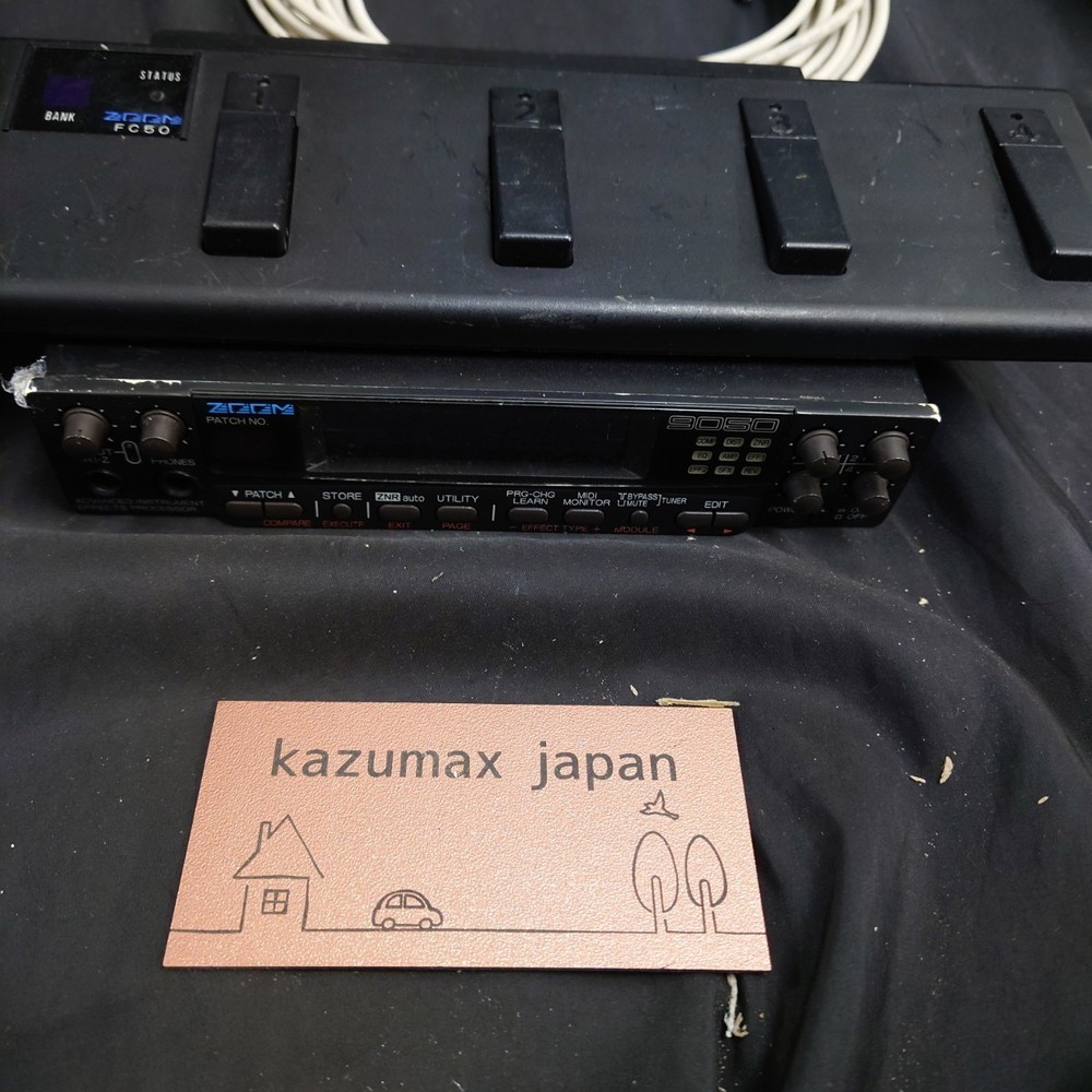 Zoom 9050 Guitar Multi Effects Processor with FC50 Foot Controller Untested