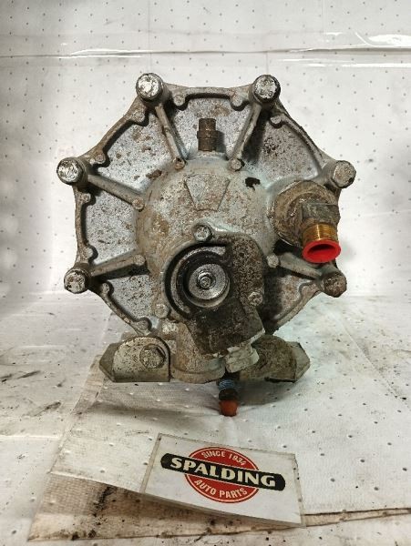 BENDIX AD-9 Air Dryer/Water Separator (10415445