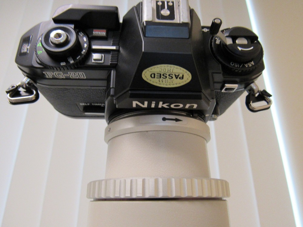NIKON MICROSCOPE & NIKON CAMERA - 58085 -DOES NOT TURN ON, UNTESTED