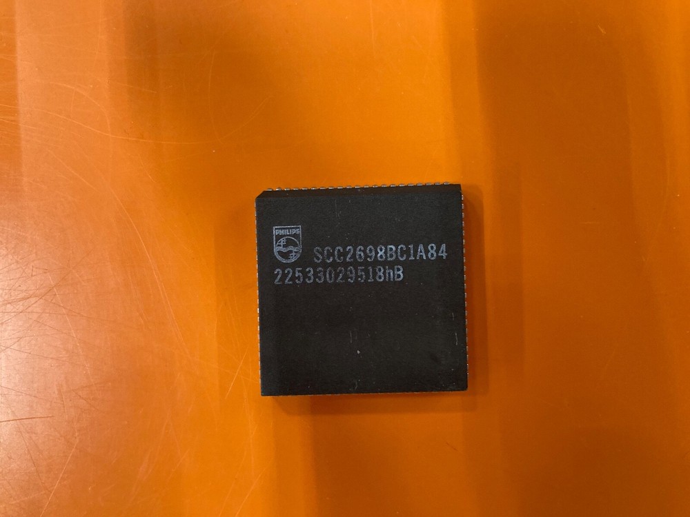 SCC2698BC1A84   Signetics IC  Refurbished