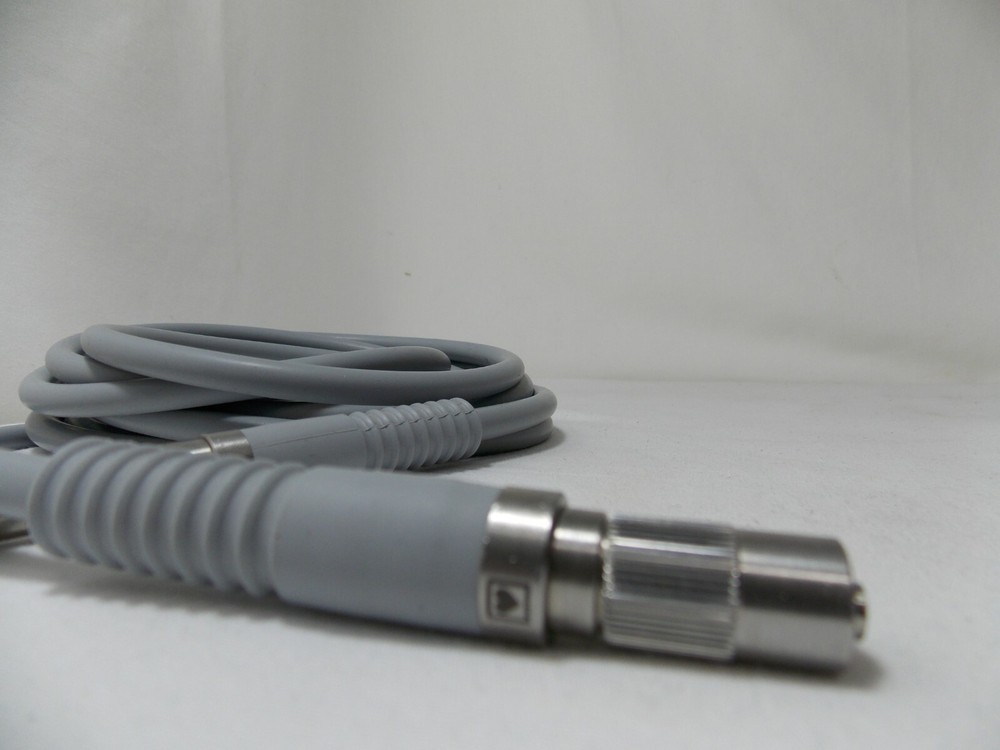 Autoclavable 10' ENDOSCOPICE FIBER OPTIC CABLE LIGHT SOURCE (LAM-434)