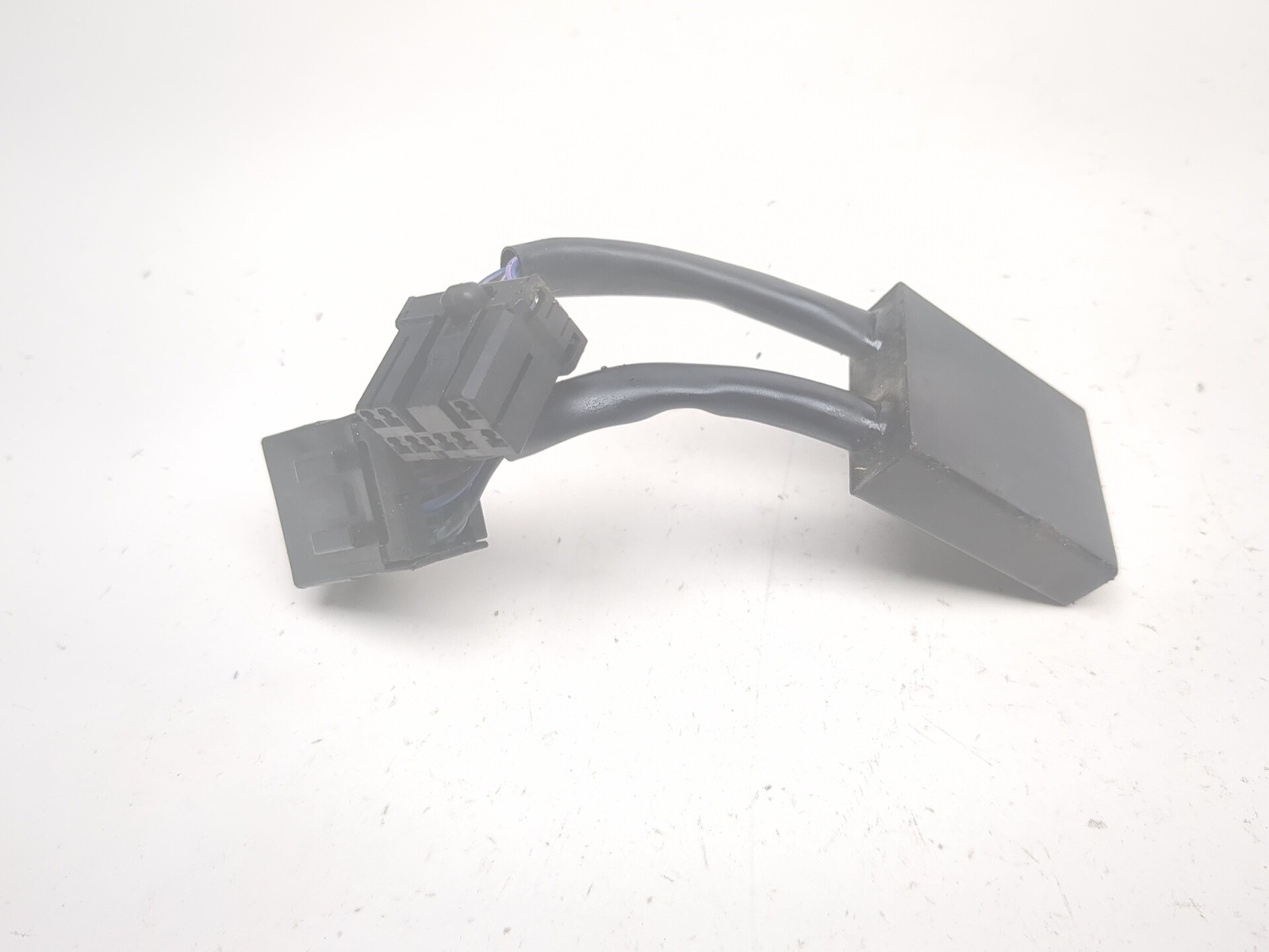 12-16 Harley Dyna FLD Switchback Rear Run Brake Turn Lighting Module Box