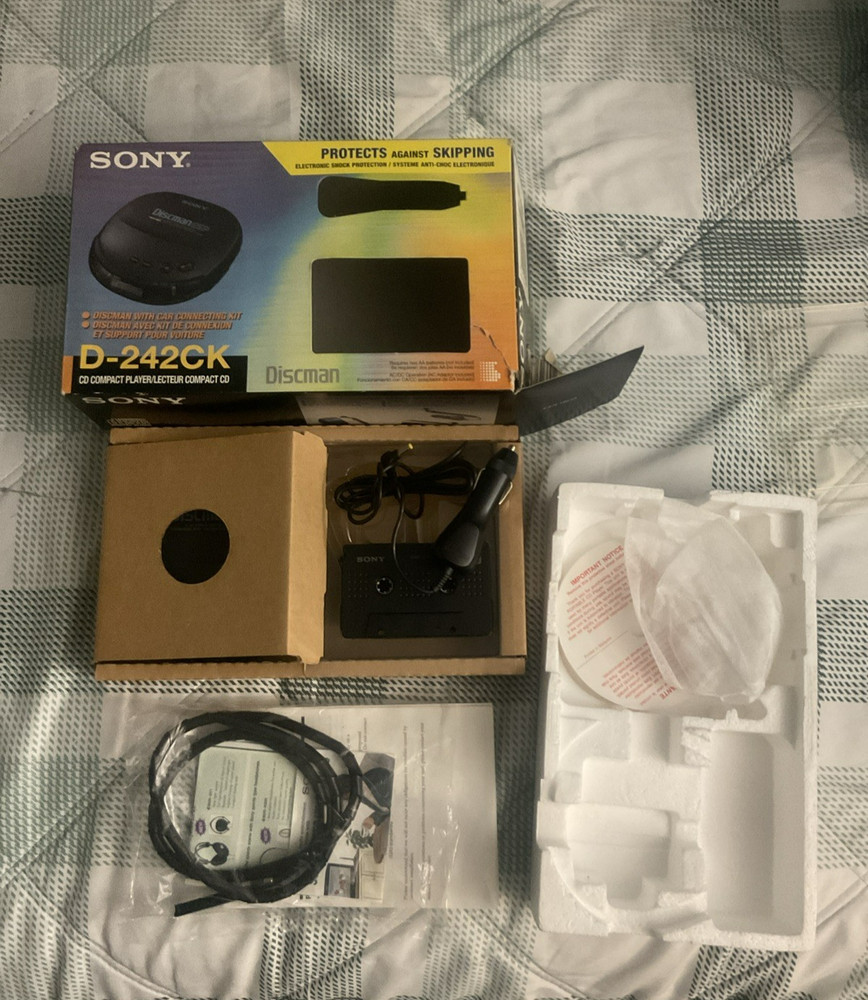 Sony D-242CK Discman ESP Portable CD Player Walkman bundle (READ DESCRIPTION)