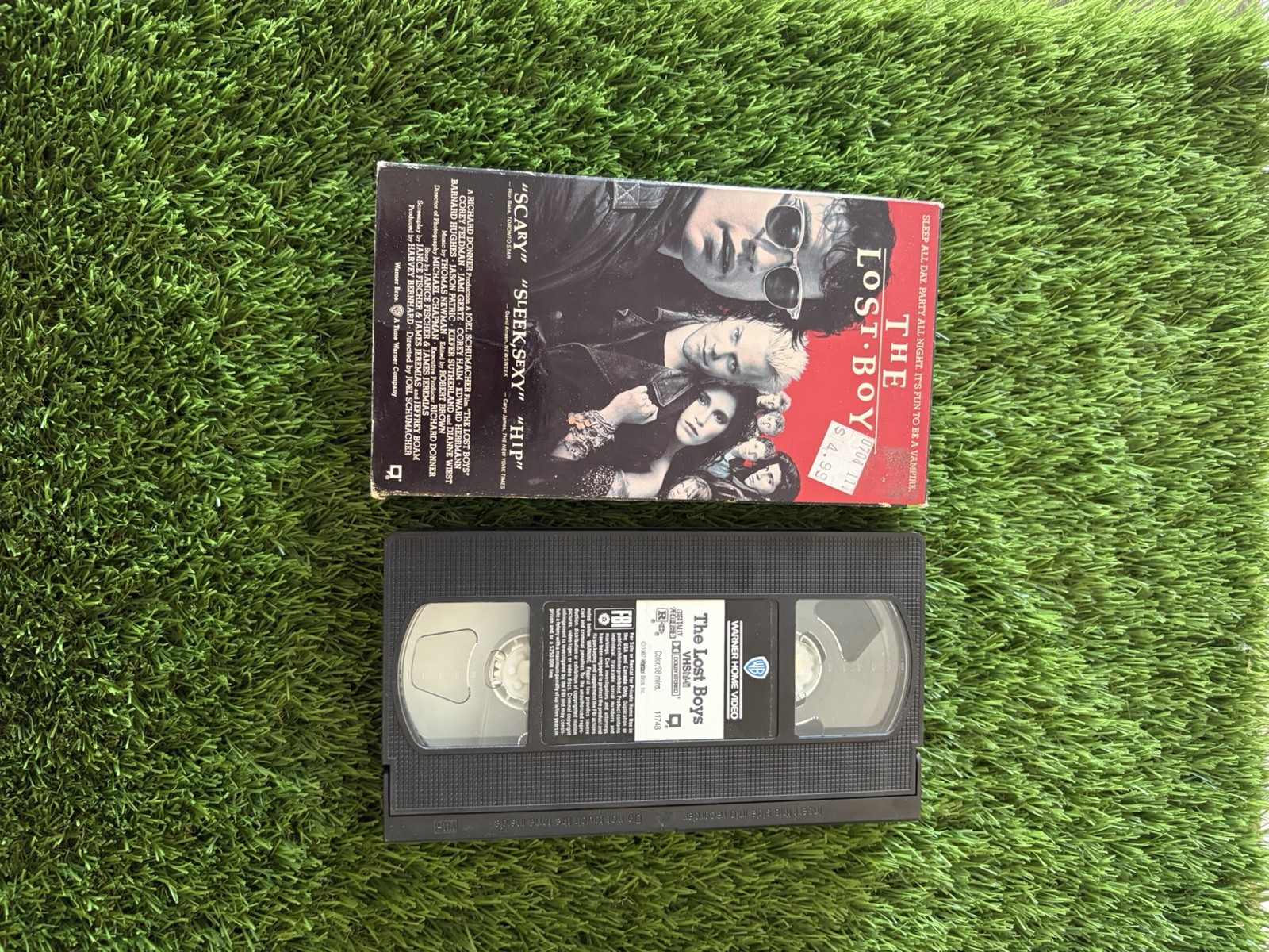 The Lost Boys (VHS, 1993)