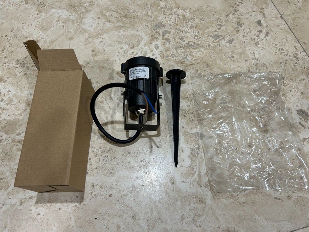 Hypergiant 12W Low Voltage LED Landscape Lights