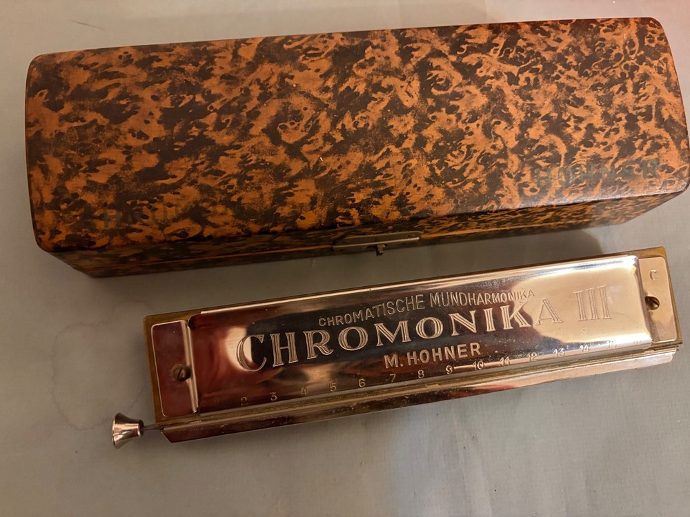 Hohner Chromonika III 16-Hole Chromatic Harmonica C 1950s