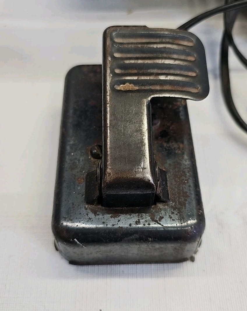 Vintage Singer 99K Sewing Machine Motor Works Need Belt