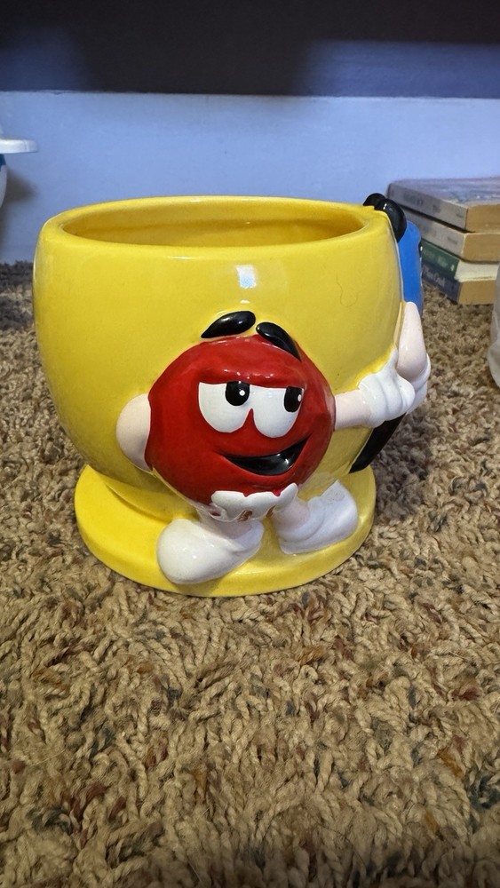M &M Planter