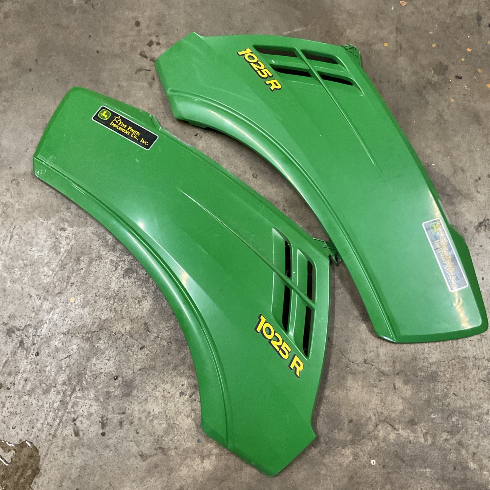 John Deere 1025R Tractor Front Left and Right Engine Hood Cover Panel LVU34824