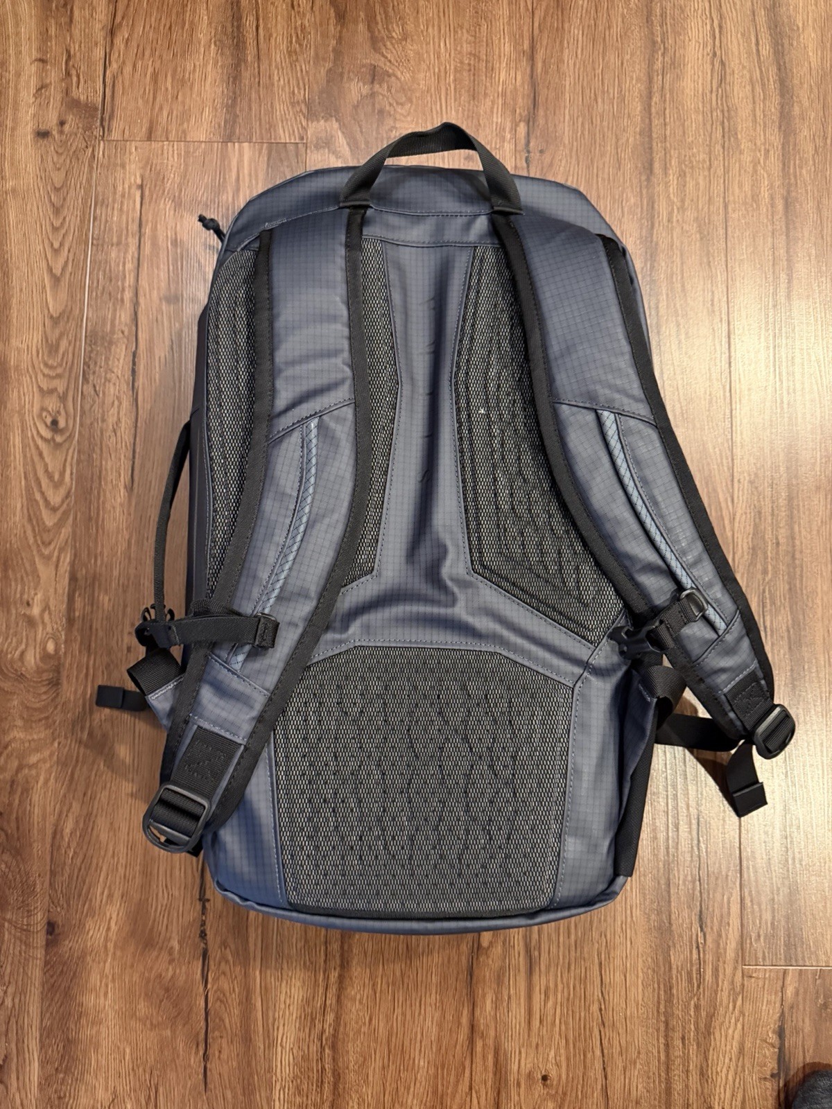 Sitka Gear Men's Drifter Travel Pack Lead, One Size (80030-PB-OSFA)