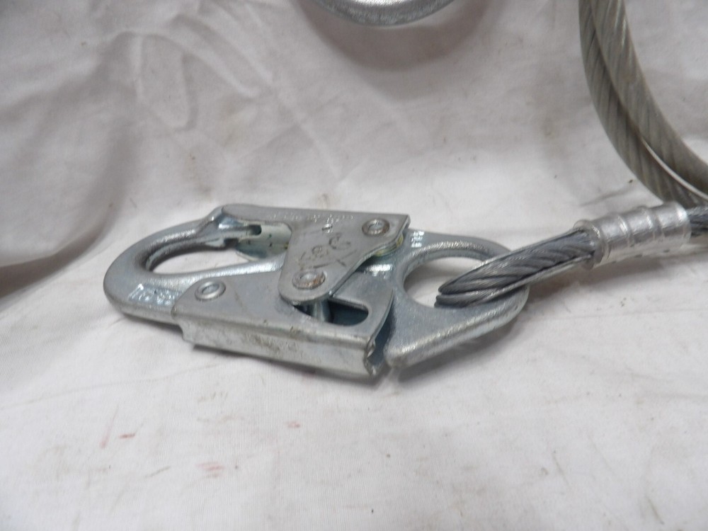 6 Ft. Vinyl Cable Anchorage Connector