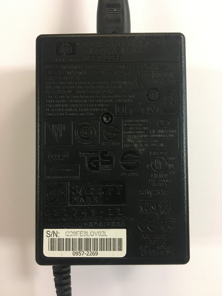 Hewlett Packard 0957-2230 Power Adapter