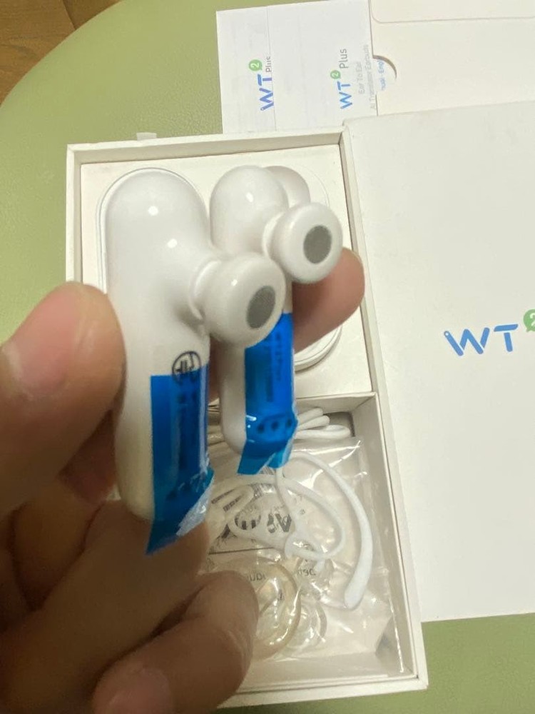 Timekettle WT2 Plus Earphone-type Translator Mutual Interpreter From Japan