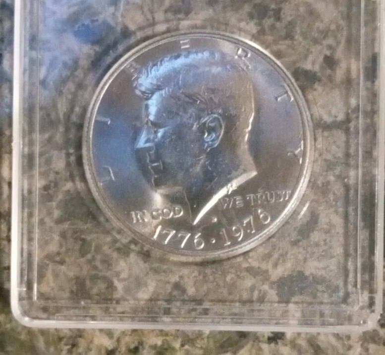 Bic D-Kennedy Half Dollar Piece With errors. DDO DDR. UNC.