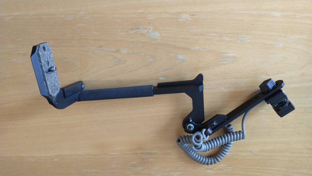 STROBOFRAME PRO-T Rotating Flash Bracket #310-810 + Nikon AF SC-17 ext sync cord