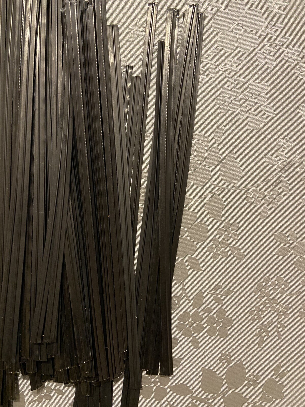 6" Plastic Twist Ties (6-inch) Genuine ULINE Pre-Cut Nose Wire for Mask - BLACK