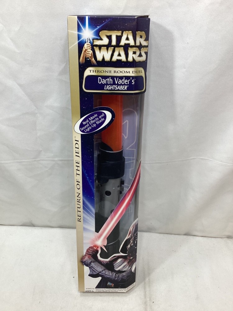 NEW 2003 Star Wars Darth Vaders Lightsaber Electronic Boxed Throne Room Duel