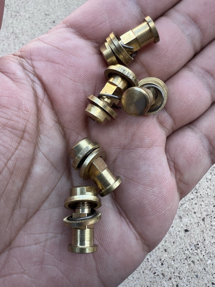 Universal Replacement Scissors Screws, Suitable for 8-10in Scissors / Shears