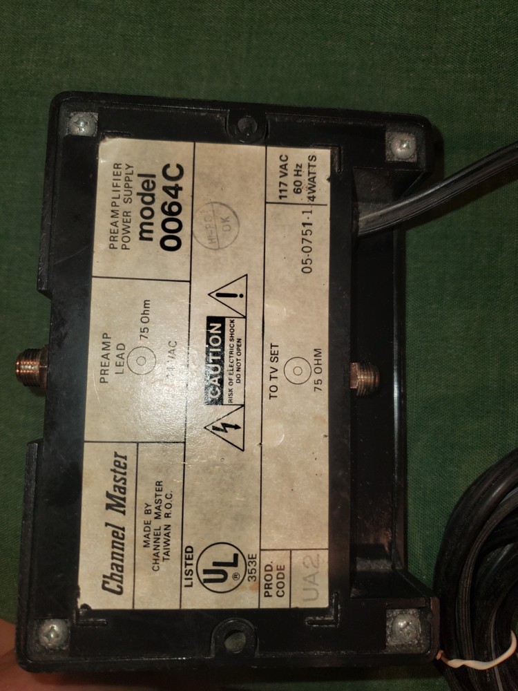 Channel Master TV Pre Amplifier 0064C