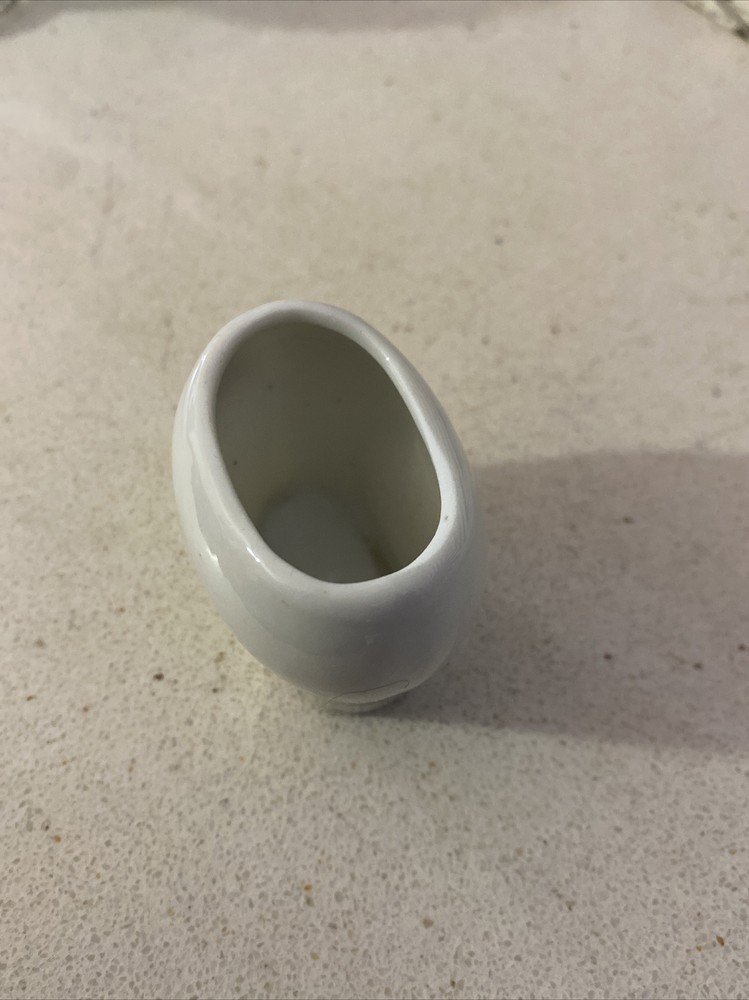 Lovely Antique White Ceramic Eye Bath