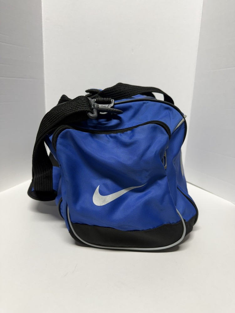 Nike Blue & black Medium Duffel/Gym Bag Handle & adjustable Shoulder Strap