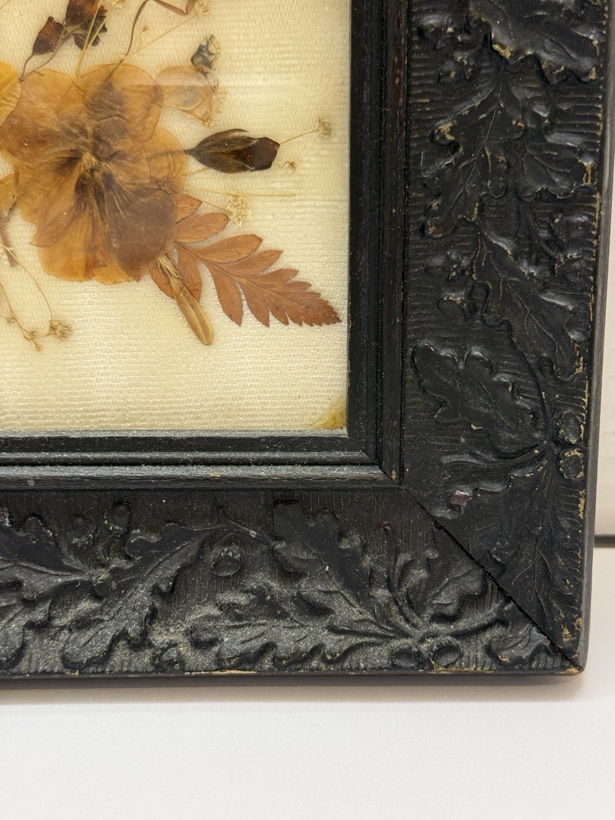 Vintage Dried Pressed Flowers Art Black Ornate Wall Hanging Frame