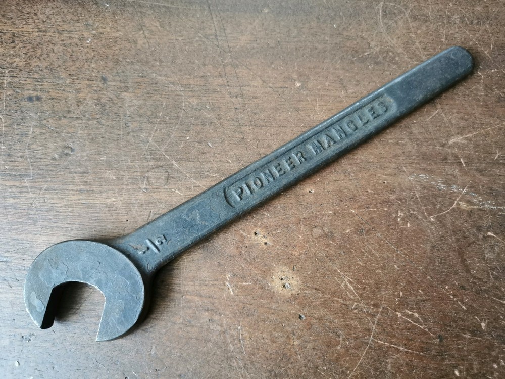 Vintage Pioneer Mangles spanner 1/2W.