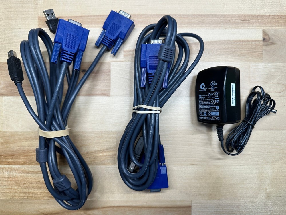 StarTech.com (SV231USB) 2-Ports External KVM switch USB