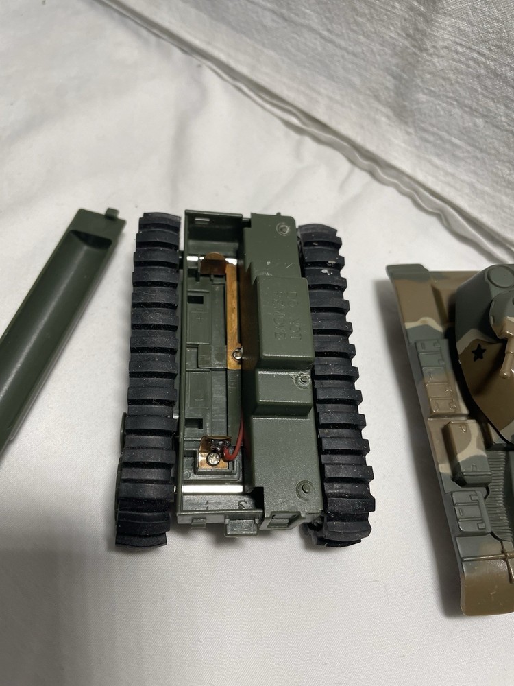 Stomper Schaper 4x4 Tank RUNS