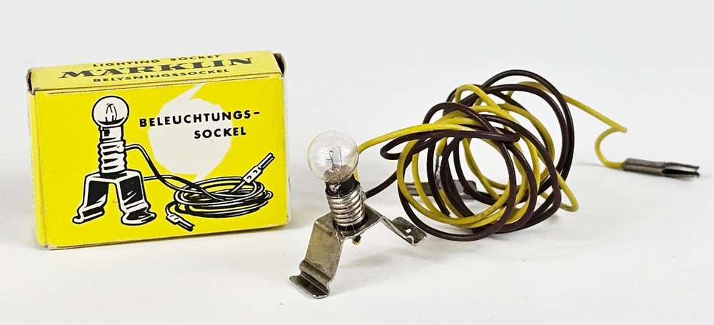 Marklin 7073 Vintage Metal Lighting Socket, in box