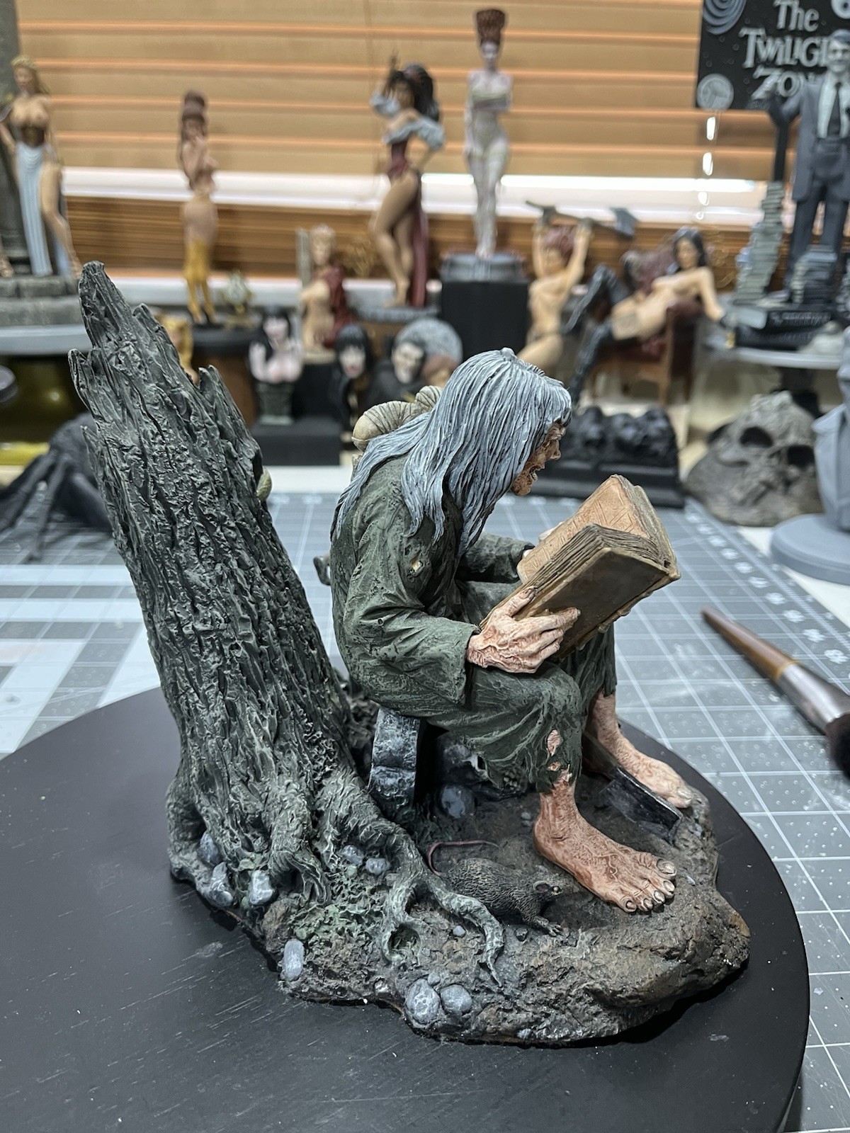 The Crypt-Keeper Ghoulish Trio Statue (Custom Repainted) Read Description