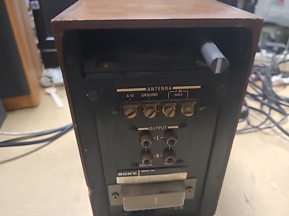 Sony ST-88 Solid State FM/AM Stereo Radio Tuner