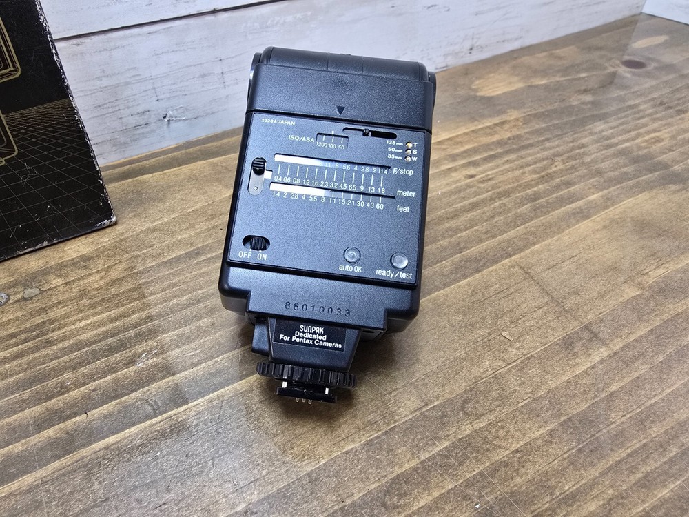 SUNPAK Thyristor AutoZoom 333 Electronic Flash Unit For Pentax -MINT Condition