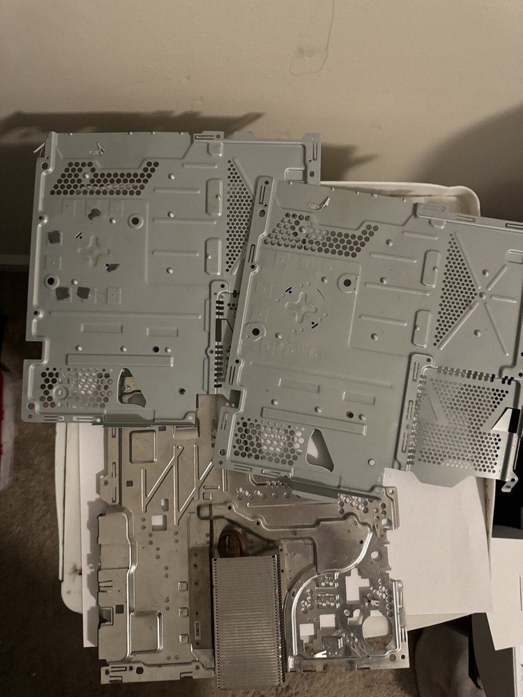 PS4 Heatsink And Shielding