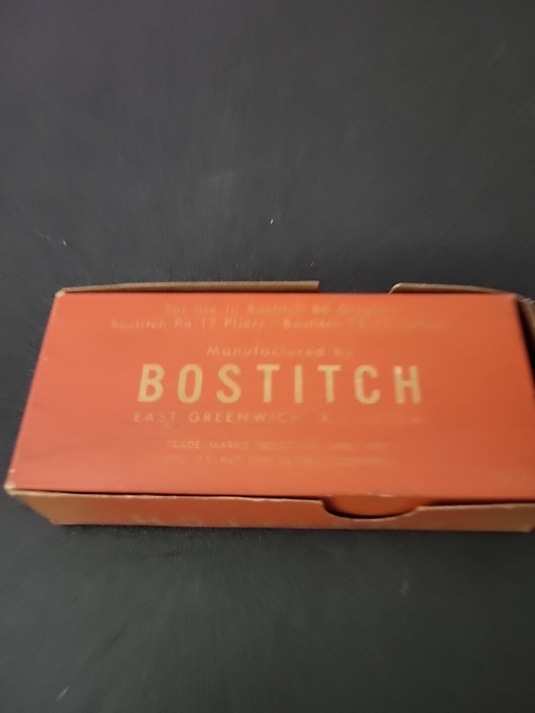 Bostitch B8 Staples Partial Box
